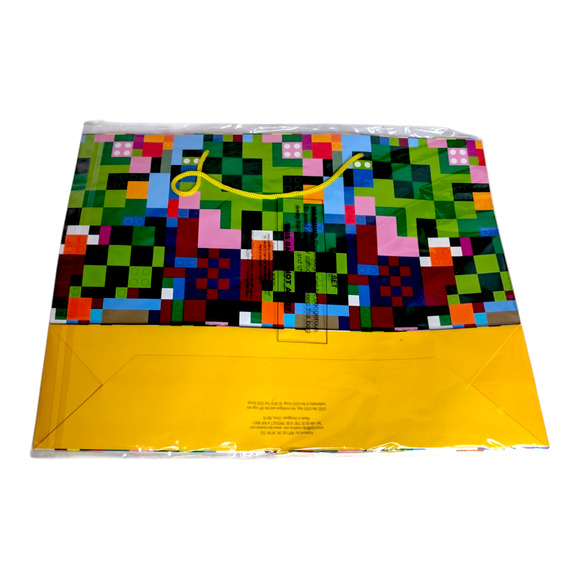 Lego VIP Gift Bag Tags Wrapping Paper Birthday Card Set Store Exclusive New - Picture 2 of 4